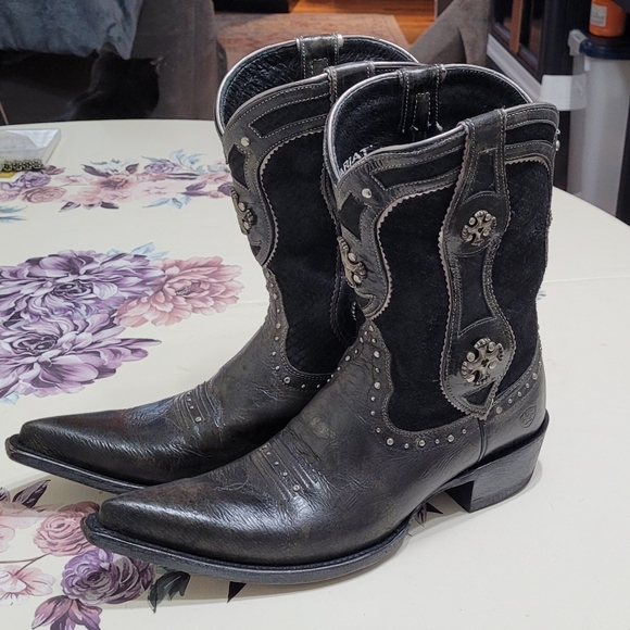 Ariat Desperado Boots - Picture 3 of 13
